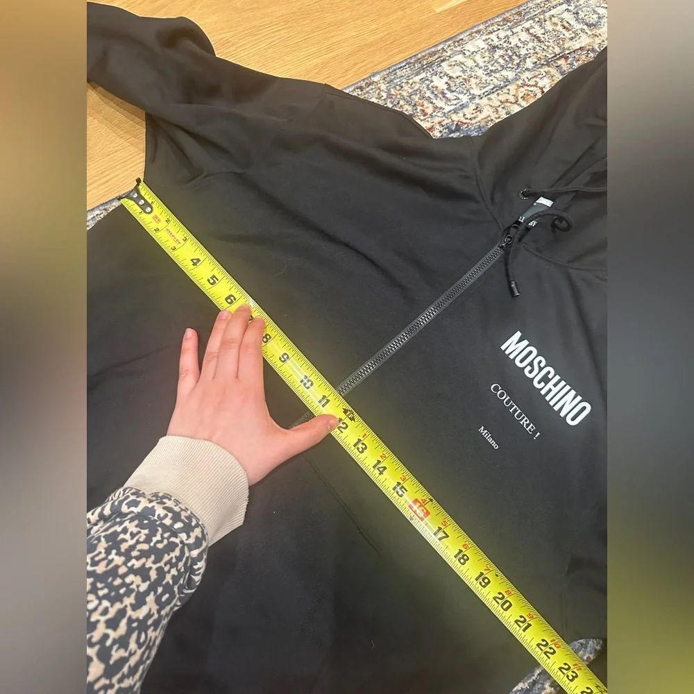 🖤 Moschino Black Zip-Up Hoodie - Picture 7 of 8